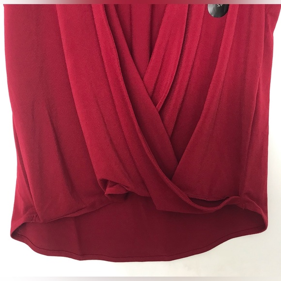 Beautiful Banana Republic Red V-Neck Top New with Tags! - Picture 2 of 7